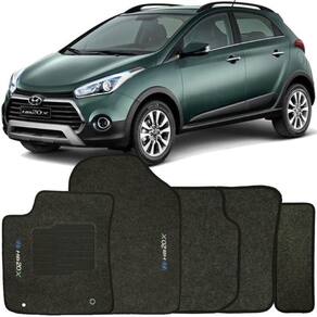 Jogo de Tapete Automotivo Carpete Hyundai Hb20X 2013 à 2019 Soft Logo Bordado Grafite 5 Peças