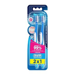 Escova Dental Oral-B Pro Saúde 7 Benefícios Macia Cores Sortidas