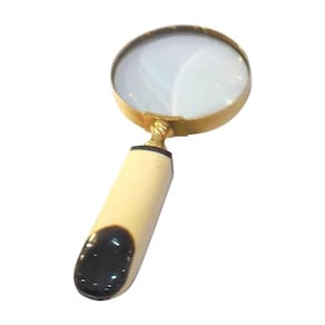 Lupa de Aumento em Metal Dourado e Cabo de Resina Bege MEI0062