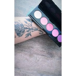Paletas de Sombras Cor Quartzo 5 Tons Marca LAZURI