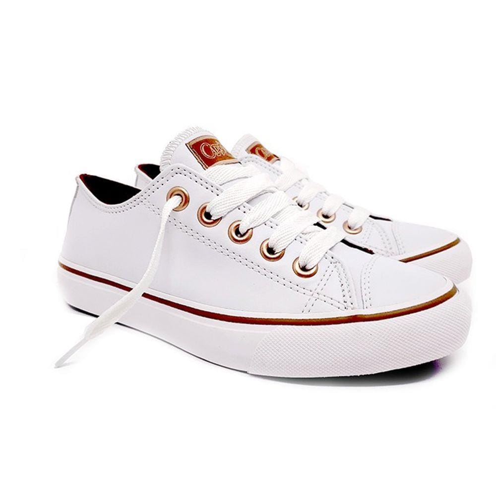 Tenis branco fashion da capricho