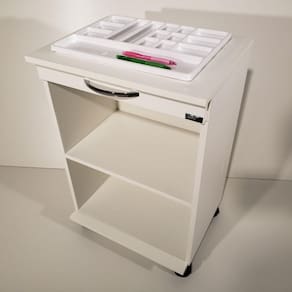 Mesa Carrinho Auxiliar C/2 Nichos Para Clínicas De Estética