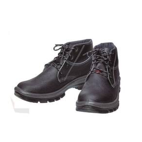 Botina Couro Bi Nr40 Amarrar Bico Pvc - Worker