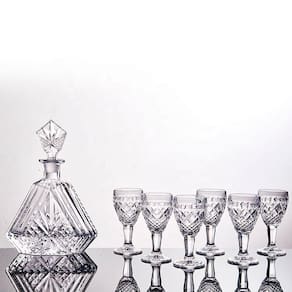 Garrafa Licoreira Design Triangular Conjunto Com 6 Taças Star Lowestoft