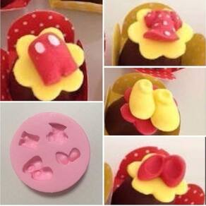 Molde De Silicone Acessorios Mickey E Minnie - Sapato E Roupa