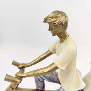 Enfeite Estatua Pai E Filho Na Bike 25X22X6Cm Dourado