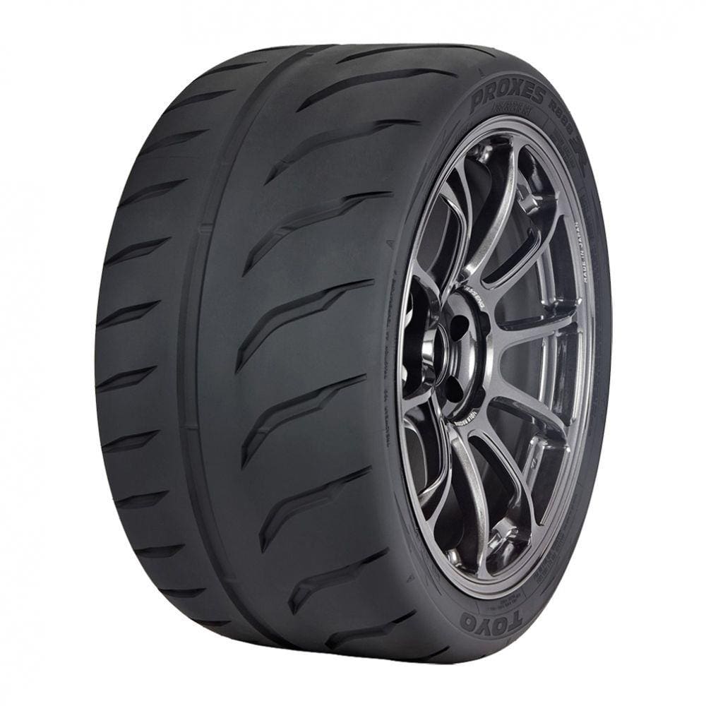 Kit 2 Pneus Toyo Aro 15 195/55R15 | Casas Bahia