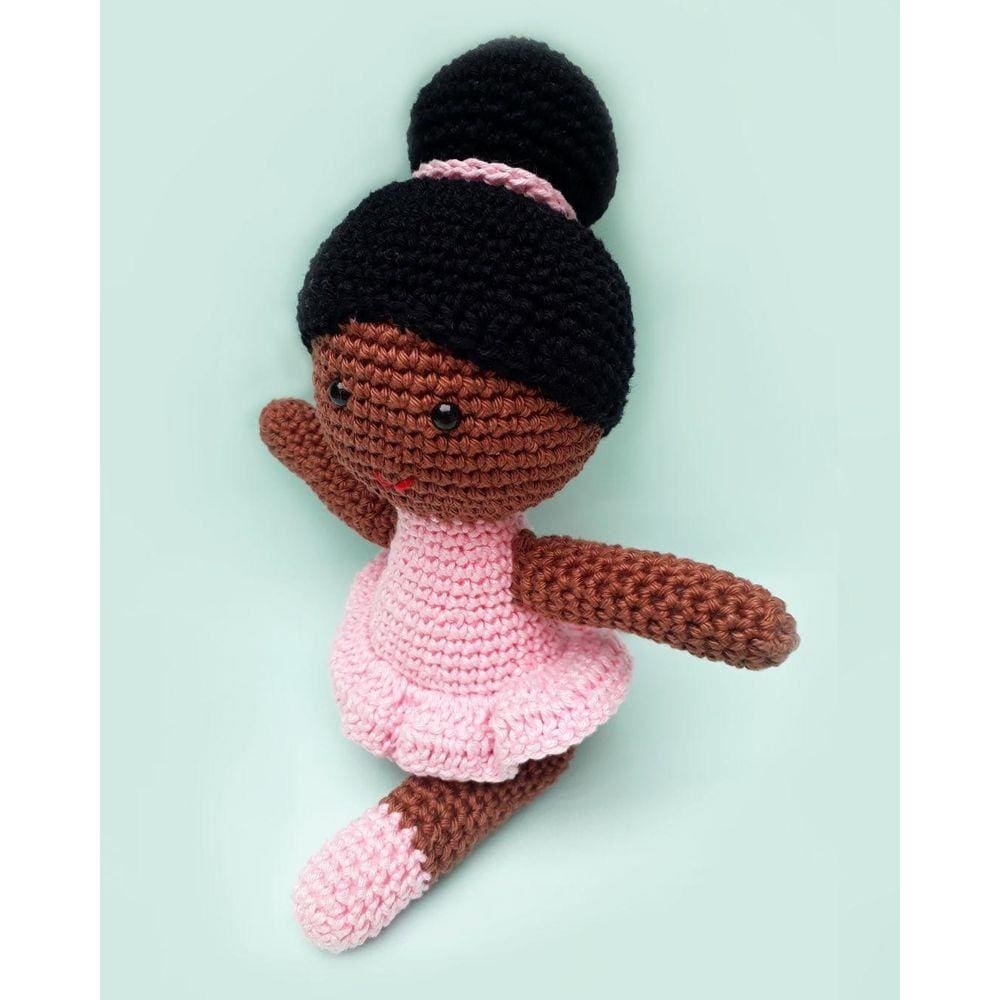 Bailarina Negra Amigurumi
