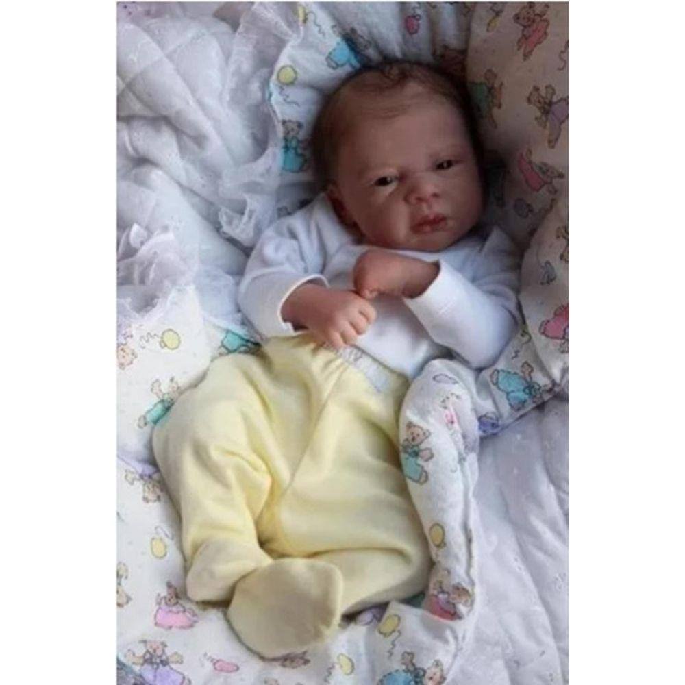 Boneca Bebe Reborn by Baby Dolls molde Chloe Com Corpo pano versao 4 -  Carrefour