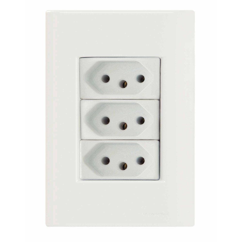 Conjunto 4x2 com 3 Tomadas 2P+T 10 A 250 V Tramontina Giz Branco Tramontina