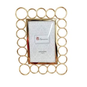 Porta Retrato Dourado Para Foto 10X15Cm Metal Argola