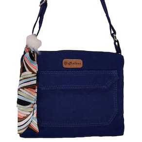 Bolsa Tereza com Lenço-pompom Marinho - Fábio Maltez