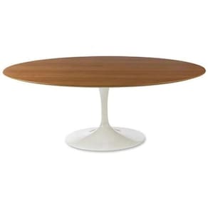 Mesa Saarinen Oval 137x90 cm Base Branca Tampo Freijó