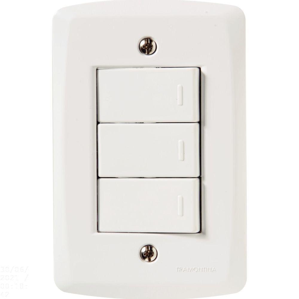 Conjunto 4x2 com 3 Interruptores Simples 10 A 250 V Tramontina Lux2 Branco Tramontina