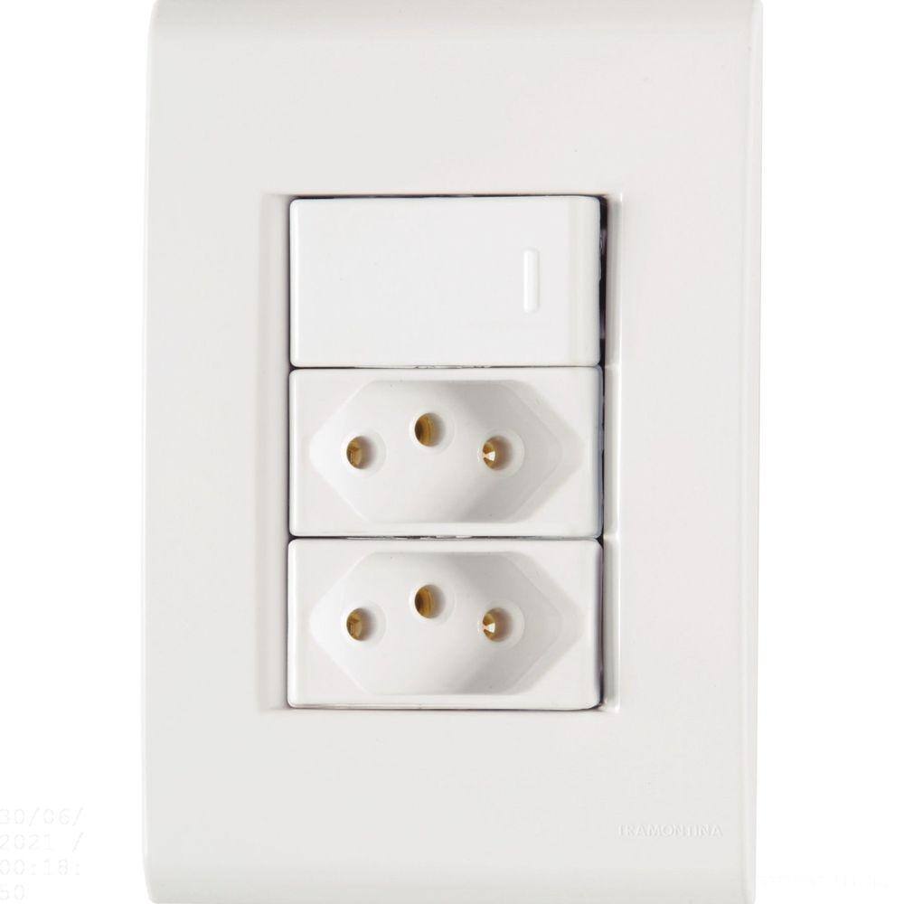Conjunto 4x2 com 1 Interruptor Simples 10 A 250 V e 2 Tomadas 2P+T 10 A 250 V Tramontina Liz Branco Tramontina