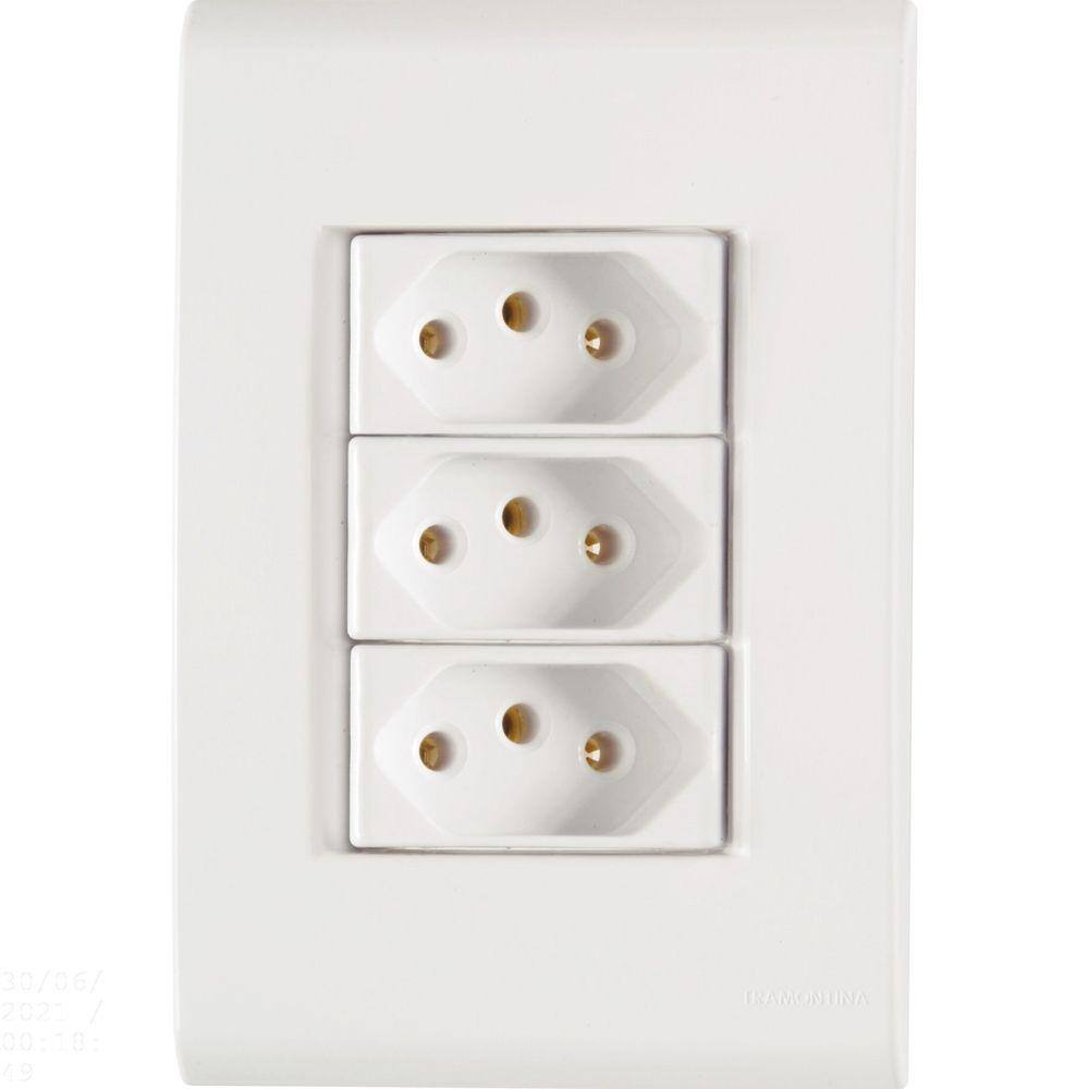 Conjunto 4x2 com 3 Tomadas 2P+T 10 A 250 V Tramontina Liz Branco Tramontina