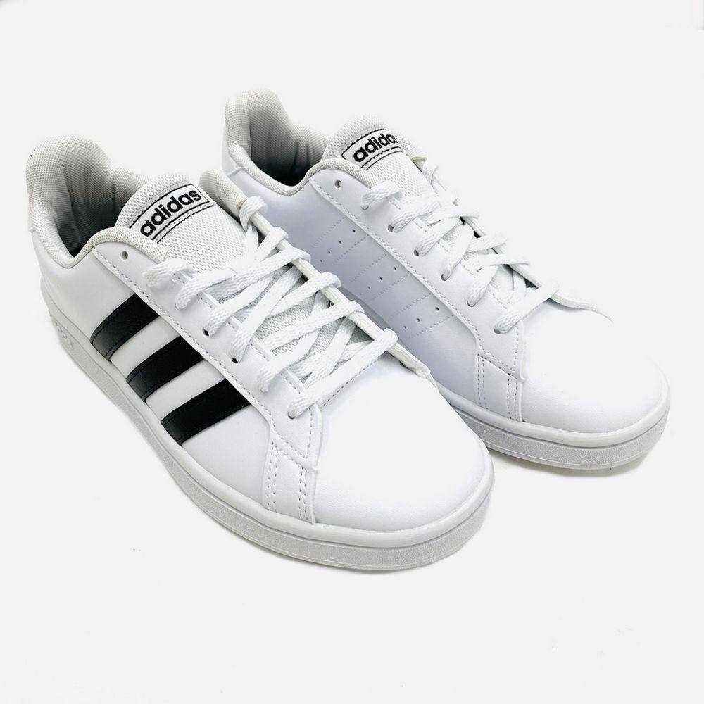 tenis da adidas aranha