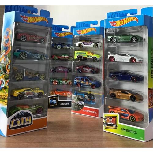 Kit com 15 carrinhos Hot Wheels Mattel - Modelos sortidos sem repetição