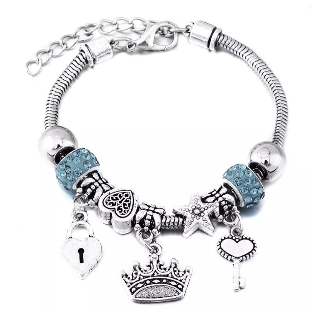 Pulseira Prateada Berloque Cadeado Chave Pingente S4455