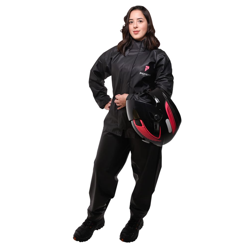 Conjunto Motociclista Impermeável Feminino PVC Preto Com Capuz Pioneira