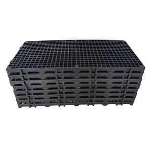 Palete Estrado Pallet Plástico Preto Pisos 25X50X2,5Cm