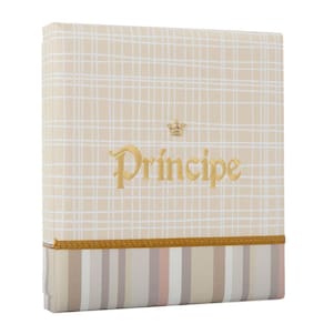 Álbum Fotográfico Com Estojo Para 80 Fotos 15X21 - Bordado Luxo Principe Bebê Caramelo Menino