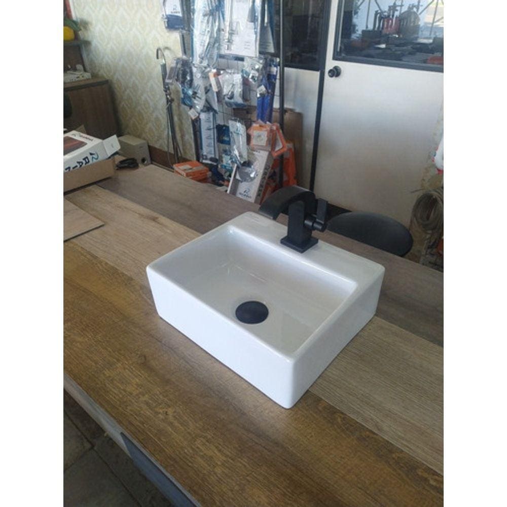 Kit Cuba Pequena+torneira E Válvula Preta