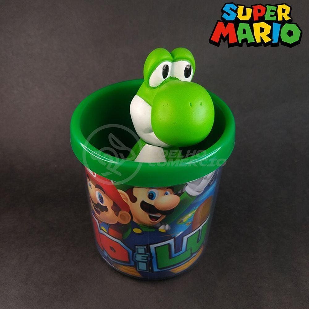 Kit Boneco Colecion. Yoshi 10Cm + Caneca Super Mario 350Ml