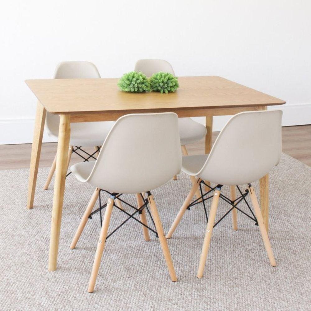 Conjunto Mesa Finlândia 120x73,5cm Tampo MDF com 4 Cadeiras Eiffel PP Rivatti Nude/Marroml
