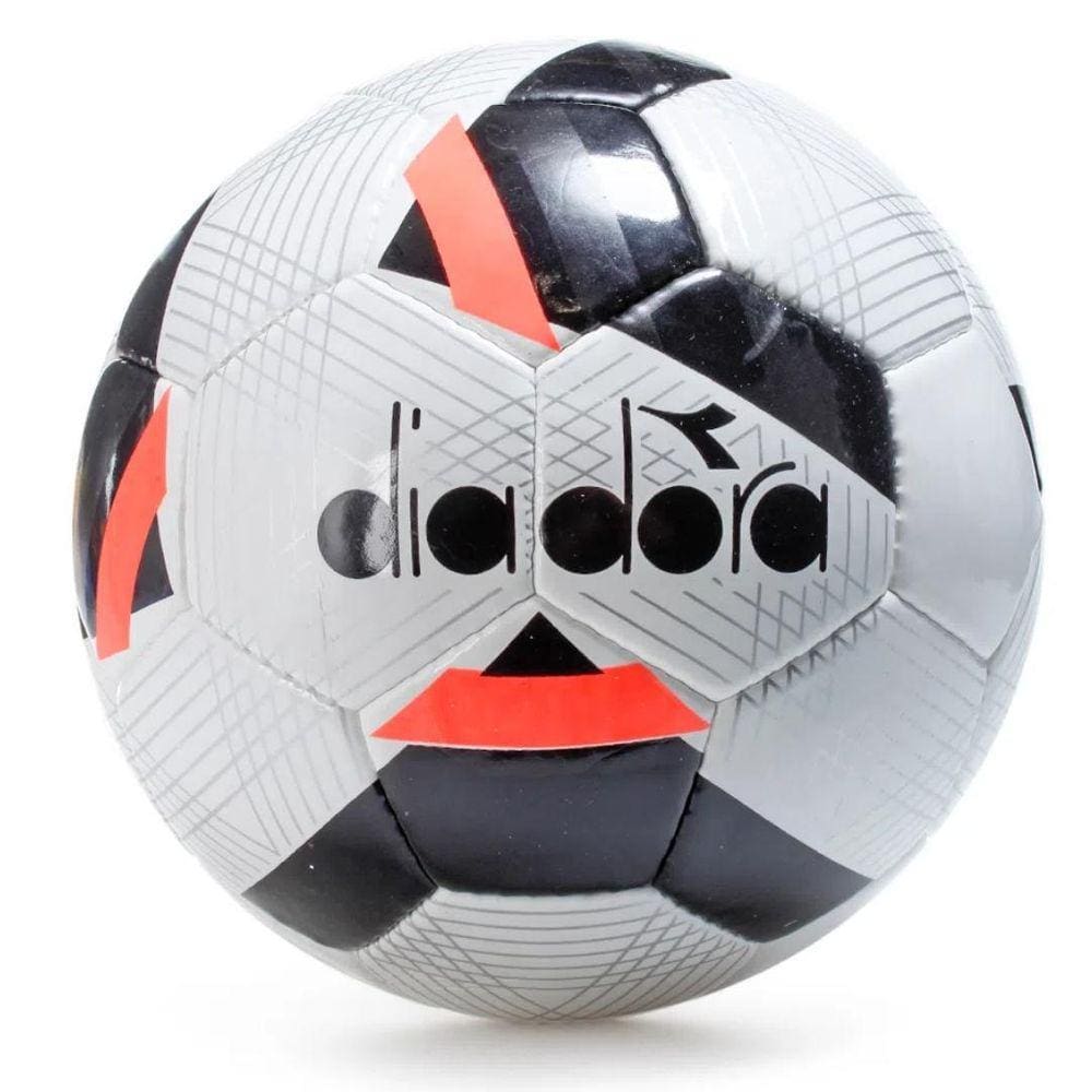 Bola Futebol De Campo Oficial Pro Costurada Diadora