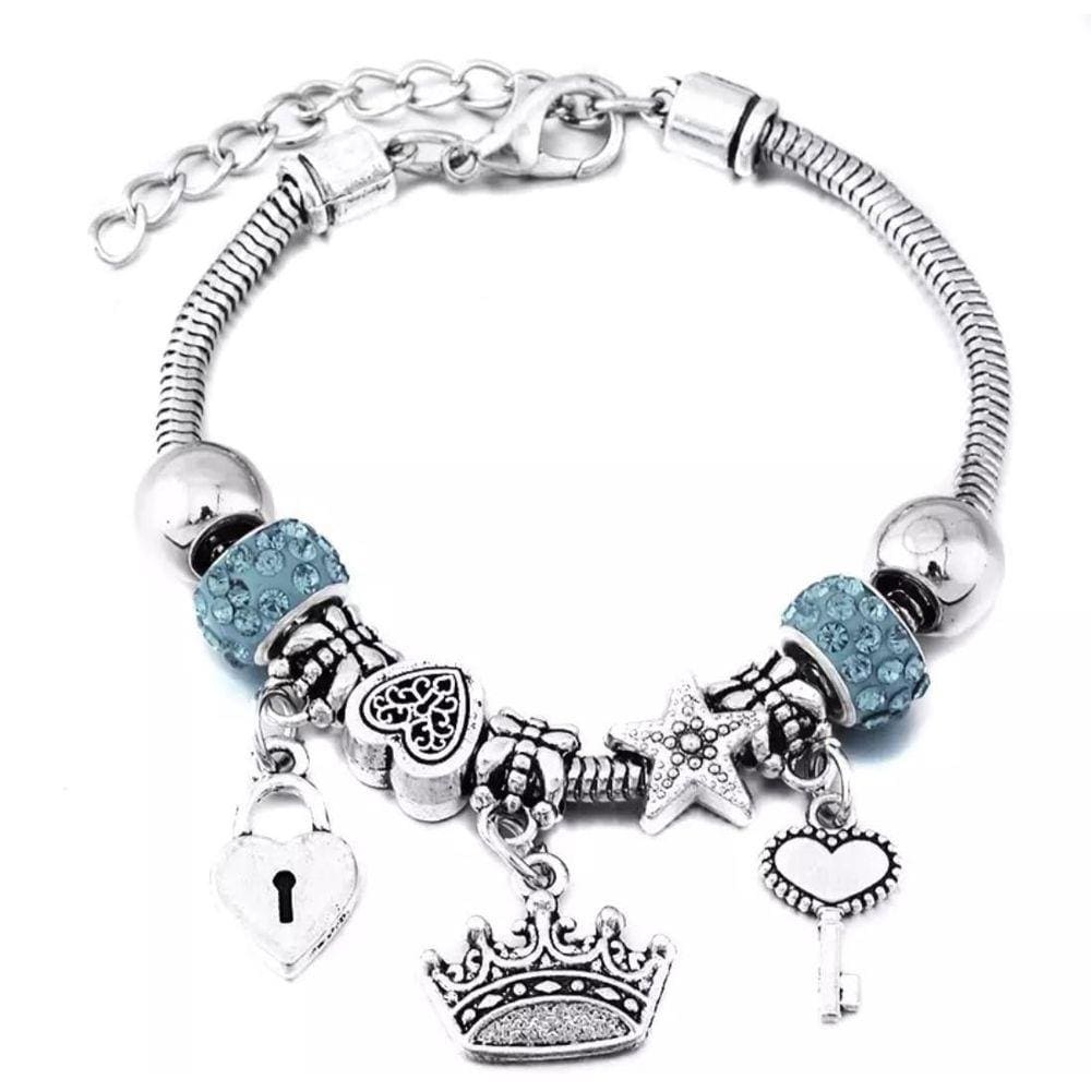 Pulseira Prateada Berloque Cadeado Chave Pingente S4455