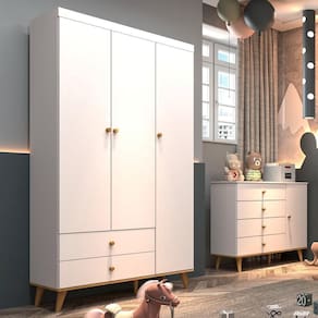 Quarto de Bebê Lígia Guarda Roupa 3 Portas com Gavetas Cômoda Infantil 4 Gavetas com Porta Branco Fosco com Bétula Carolina Baby