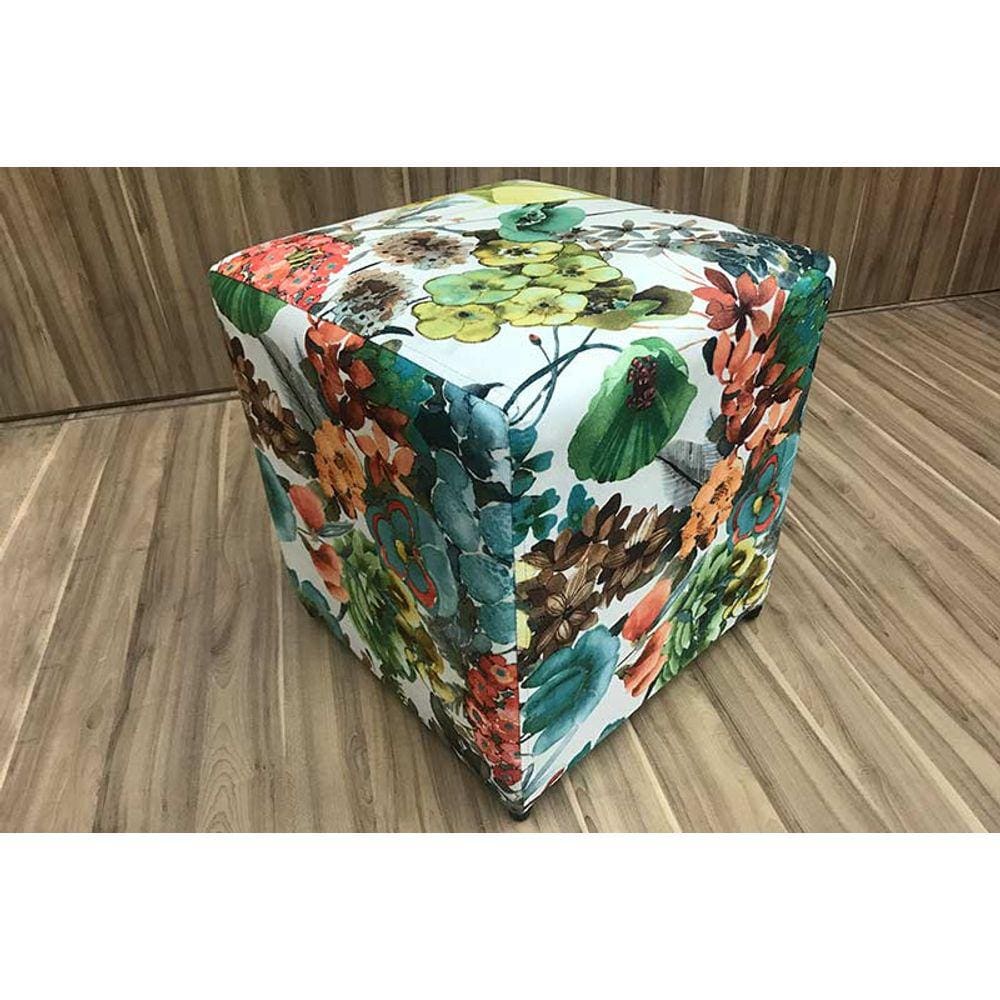 Puff Decorativo Floral Bege 42 Alpoim