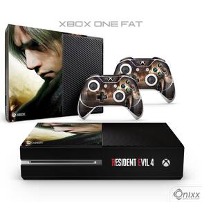 Capa Anti Poeira e Skin Xbox One Fat - Resident Evil 4 Remake