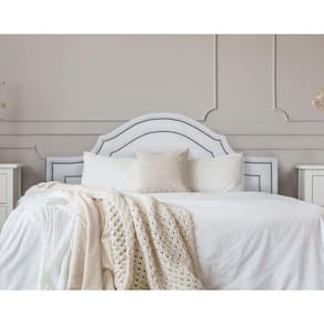 Cabeceira Casal Luxo 140x60 Courino Branco Tachas Fumê