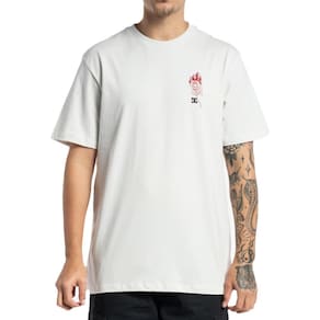 Camiseta DC Shoes Triple Aye WT23 Masculina Off White