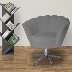 Poltrona Para Sala de Estar Com Base Giratória de Metal Pétala Suede Cinza - LM DECOR