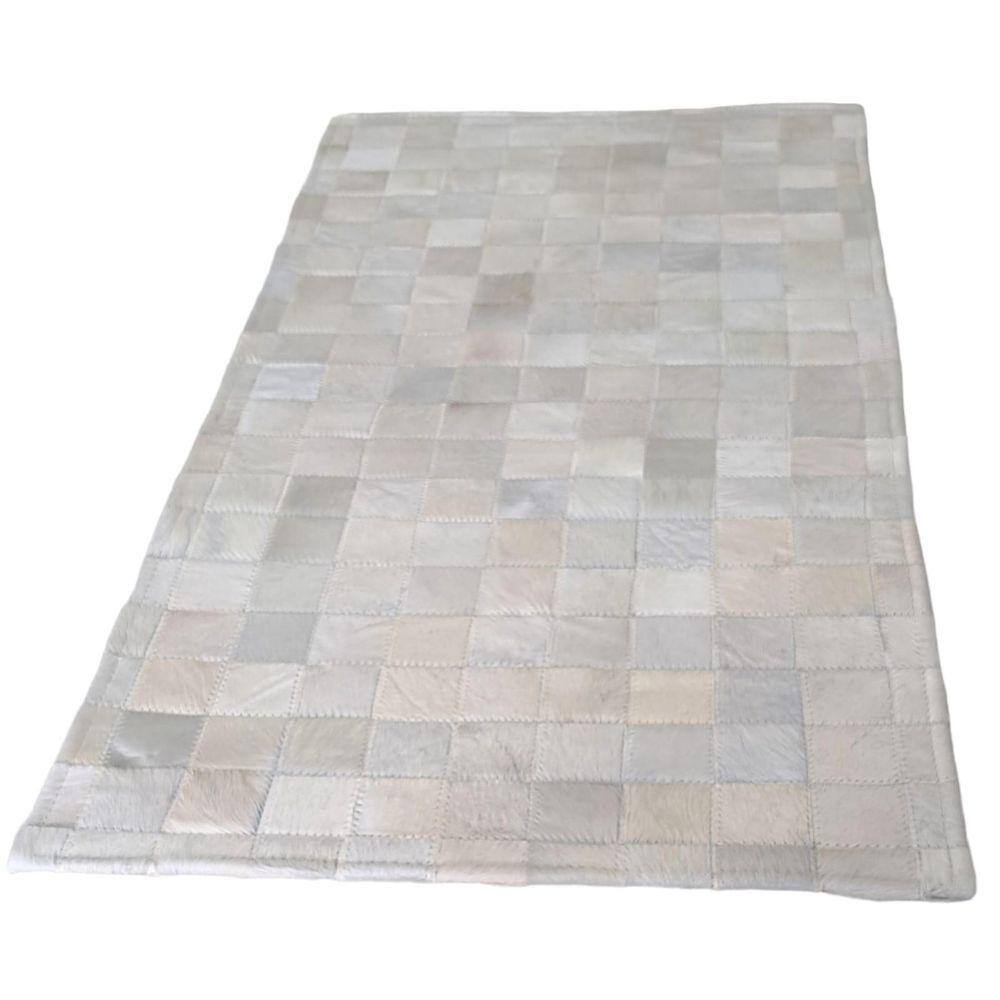 Tapete De Couro Branco 1,50 X 2,00 Quadriculado 5 Cm X 5 Cm
