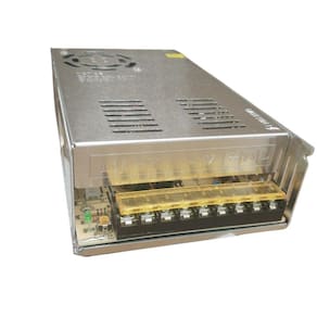 Fonte Colmeia 12V -50A Chaveada Bivolt Ideal Cftv Som E Led
