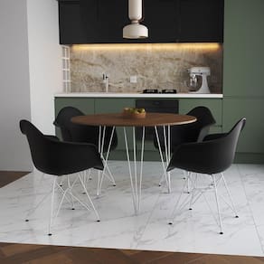 Mesa Jantar Redonda 110Cm Amêndoa Clips 3 Pés Com 4 Poltronas Pretas Ferro Branco - Cor: Amendoa