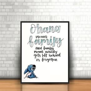 Quadro Decorativo Ohana Means Family 45X34Cm Moldura Preta