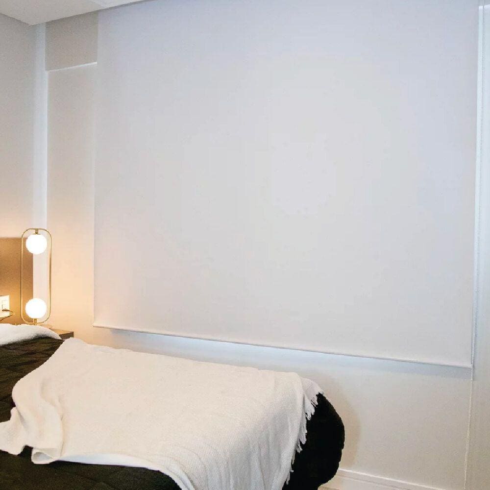 Persiana Rolo Blackout Pinpoint Branco - 1,10m x 2,20m