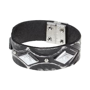 Pulseira de Couro Preto Bordado com Rebites Pyramid Country 25401