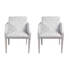 Kit 2 Poltronas Decorativa Nina Em Tecido Sintético Costura Capitonê - Branco - Cor: Branco