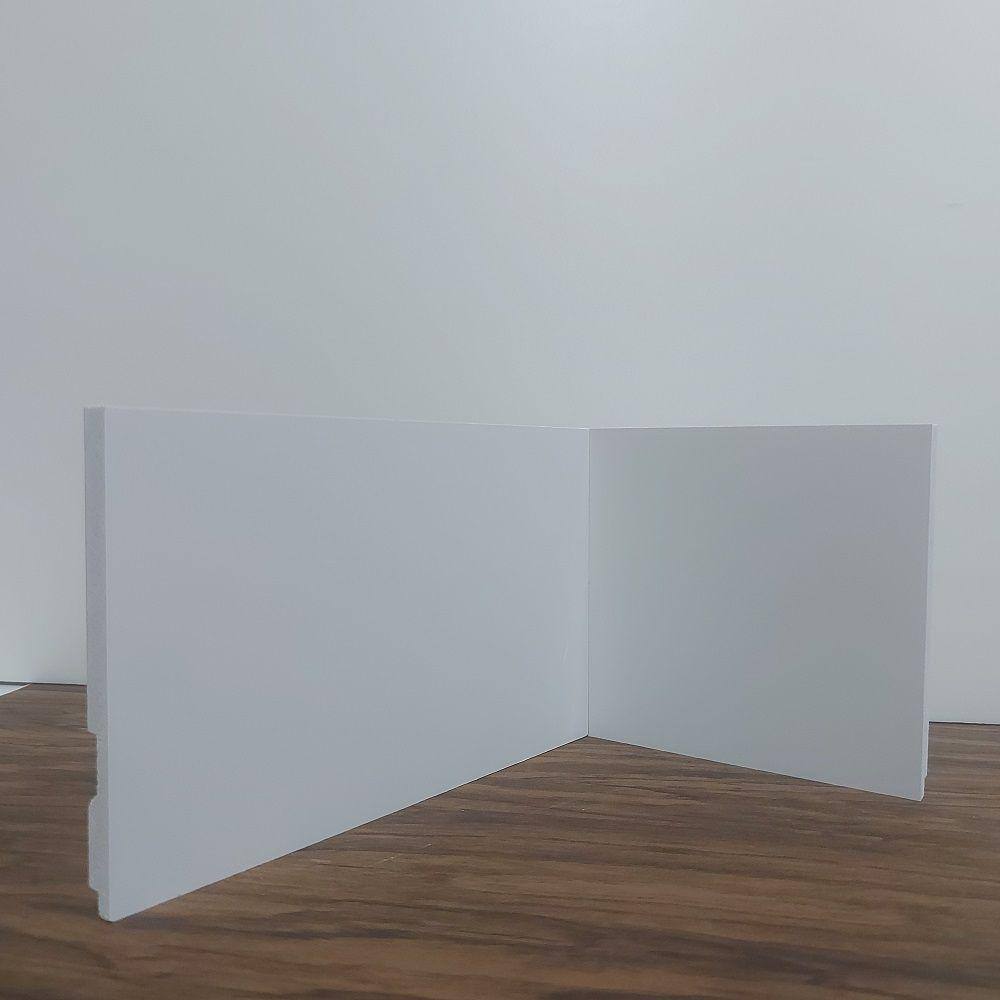 Kit com 15 Barras de Rodapé de Poliestireno Liso - Branco - 15cm de altura (15x1x240cm)
