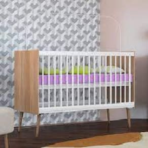 Berço Nacional Bella Retrô 100% MDF Cor Branco Brilho com Wengue - Canaã Baby