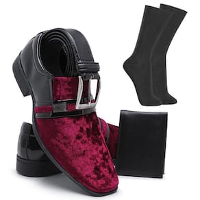Kit Sapato Social Camurça Masculino Side Gore Veludo Detalhe Em Metal + Cinto Meia E Carteira