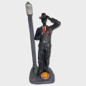 Imagem Zé Pelintra No Poste Com Terno Preto Resina 18 Cm