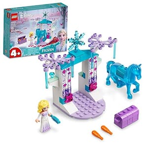 Kit de construção LEGO Disney Elsa e The Nokk`s Ice Stable 43209; um brinquedo montável feito para despertar a imaginação em maiores de 4 anos (53 peç