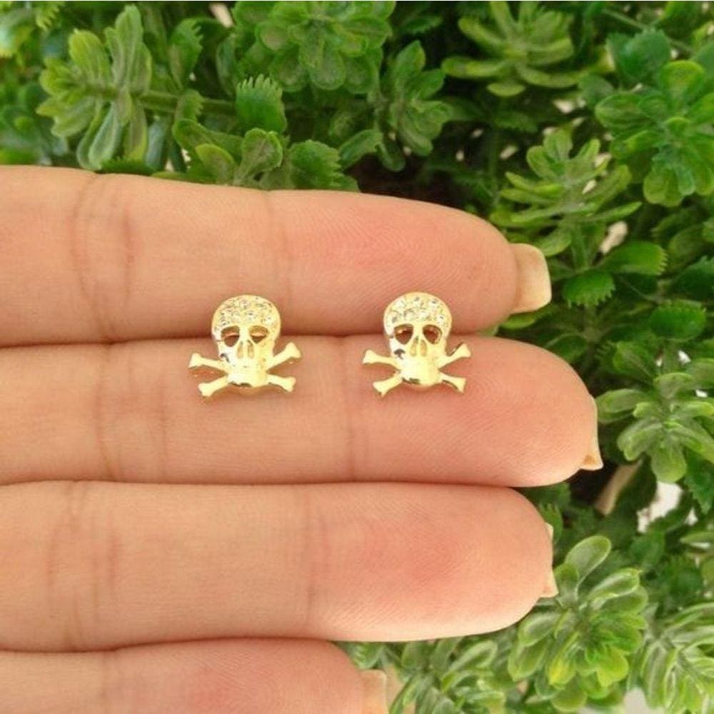 Brinco Caveira Com Pedras Banhado A Ouro